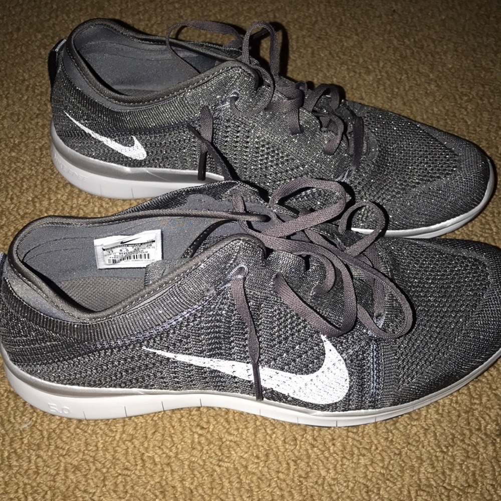 Women's nike running shoes